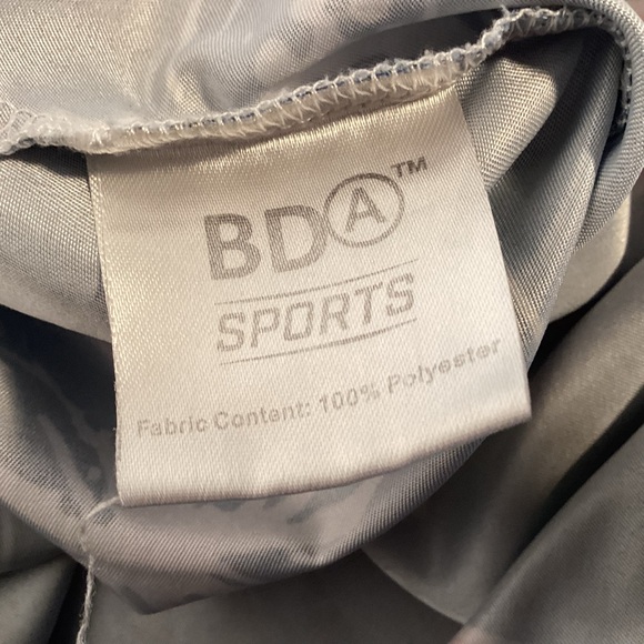 Cleveland Guardians Men's Button-Up Hawaiian Shirt Size XL - Picture 8 of 11